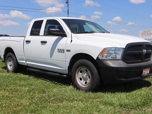 Used 2017 RAM 1500 Tradesman w/ Popular Equipment Group AWD/4WD image 4