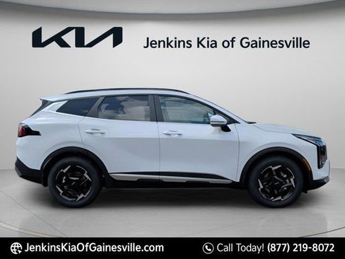 New 2026 Kia Sportage EX FWD image 2