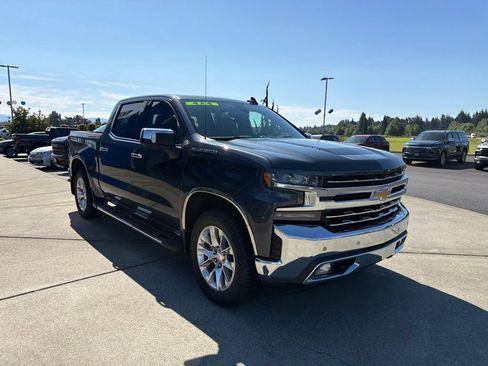Used 2021 Chevrolet Silverado 1500 LTZ w/ LTZ Premium Package AWD/4WD image 8