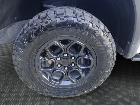 Used 2024 Chevrolet Silverado 1500 ZR2 w/ ZR2 Bison Edition AWD/4WD image 23
