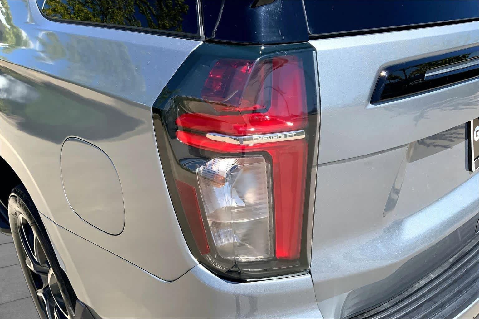 Used 2024 Chevrolet Tahoe RST w/ Luxury Package RWD image 27