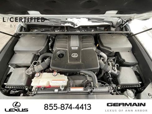 Used 2023 Lexus LX 600 4WD w/ Luxury Package image 24
