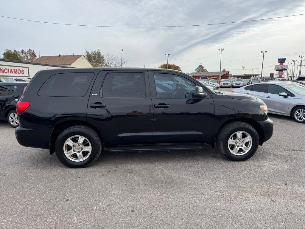 Used 2009 Toyota Sequoia SR5 RWD image 4