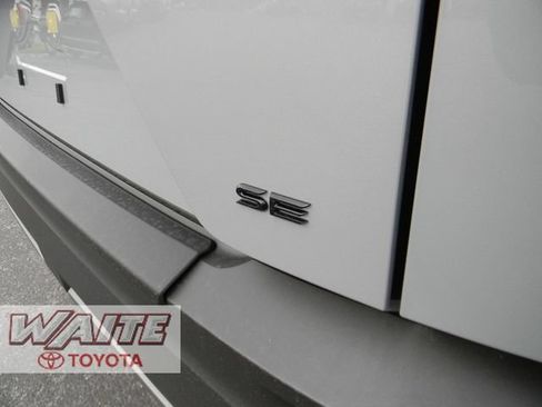 New 2026 Toyota C-HR AWD/4WD image 7