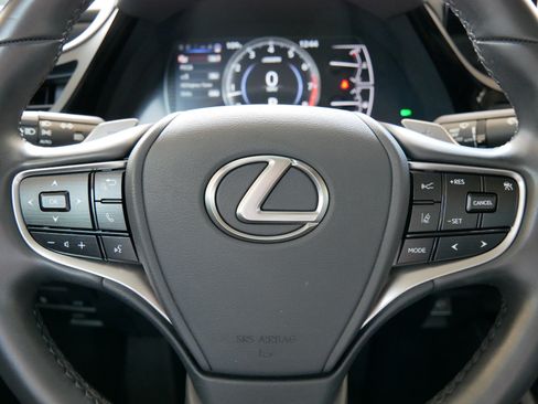Certified 2025 Lexus ES 350 w/ Premium Package FWD image 32
