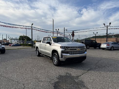 Used 2019 Chevrolet Silverado 1500 LT w/ All-Star Edition AWD/4WD image 7