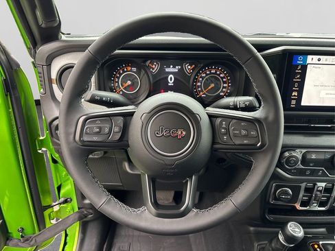 New 2025 Jeep Gladiator Sport image 26