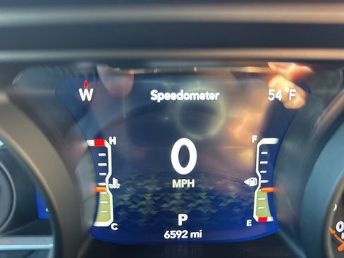 Used 2025 Jeep Wrangler Unlimited Rubicon image 48