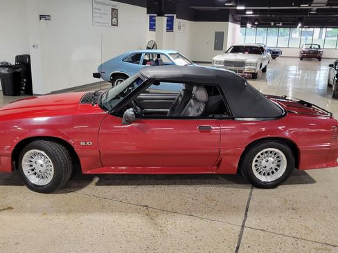 Used 1989 Ford Mustang GT RWD image 23