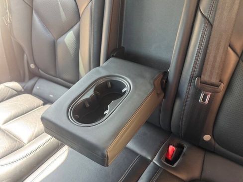 Used 2016 Porsche Cayenne AWD/4WD image 13