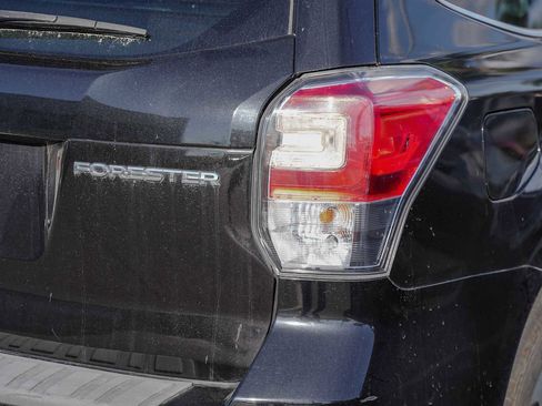 Used 2018 Subaru Forester 2.5i Limited image 15