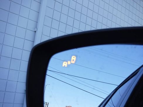 Used 2023 MAZDA CX-5 Carbon Edition image 29