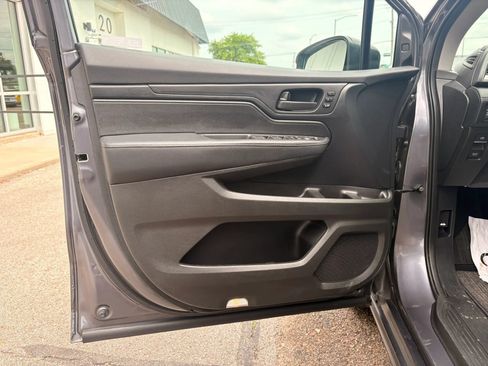 Used 2024 Honda Odyssey EX-L image 13