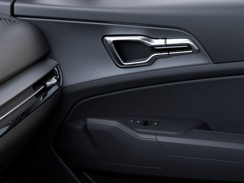 New 2026 Kia Sportage LX image 16