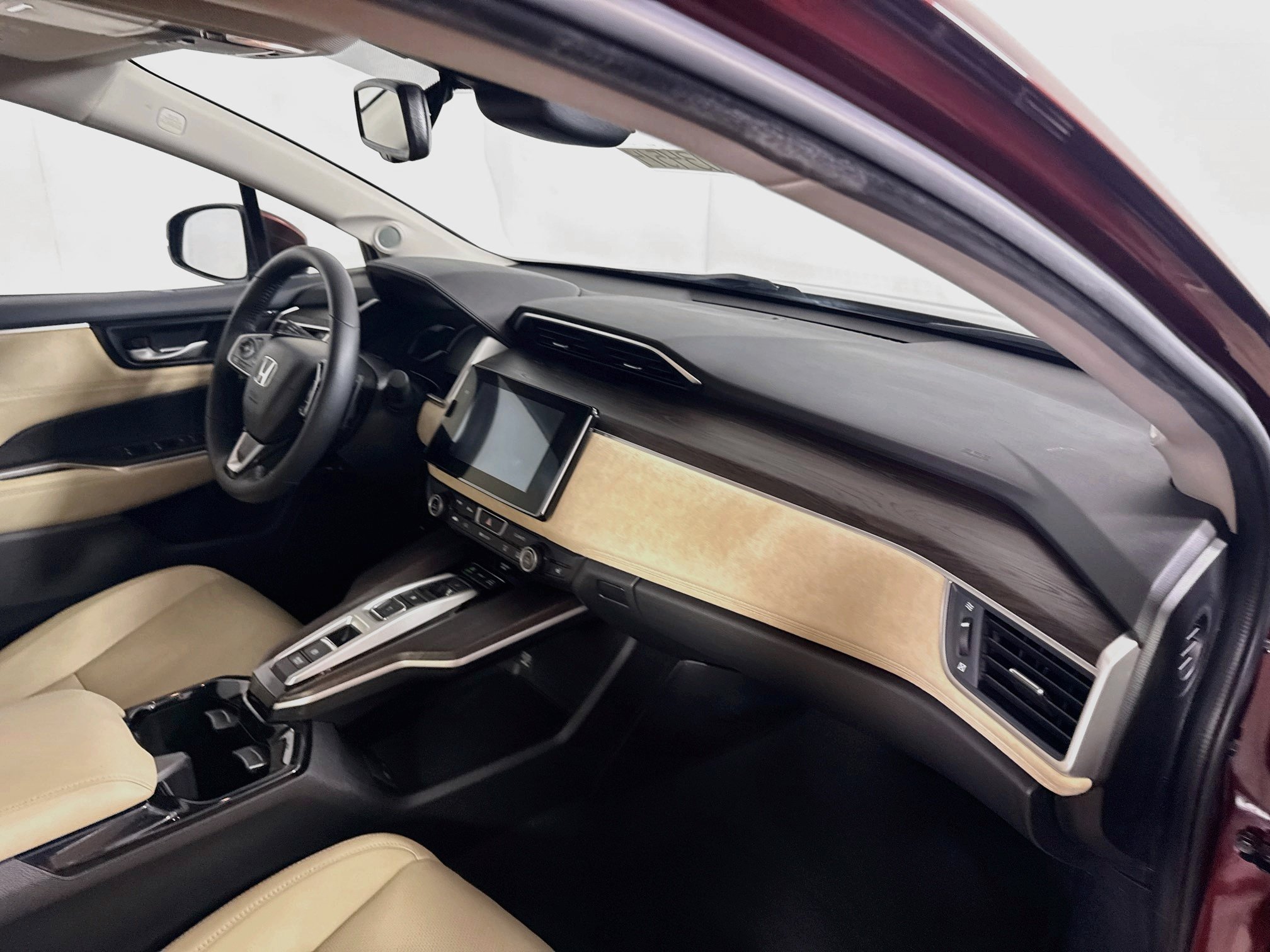Used 2018 Honda Clarity Touring image 26