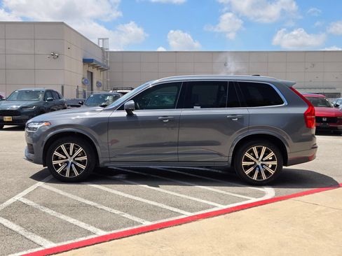 Used 2023 Volvo XC90 B5 Core AWD/4WD image 6