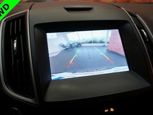 Used 2019 Ford Edge SEL w/ Equipment Group 201A AWD/4WD image 16