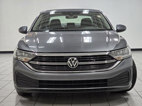 Used 2024 Volkswagen Jetta S image 9