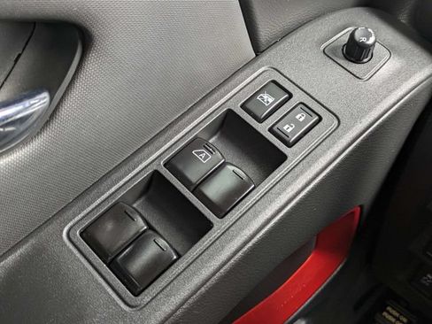 Used 2022 Nissan Frontier Pro-X RWD image 26