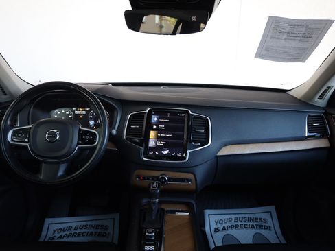 Used 2021 Volvo XC90 T6 Momentum w/ Protection Package Premier AWD/4WD image 37