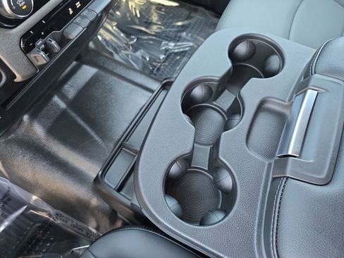 New 2026 RAM 2500 Tradesman w/ Chrome Appearance Group image 24