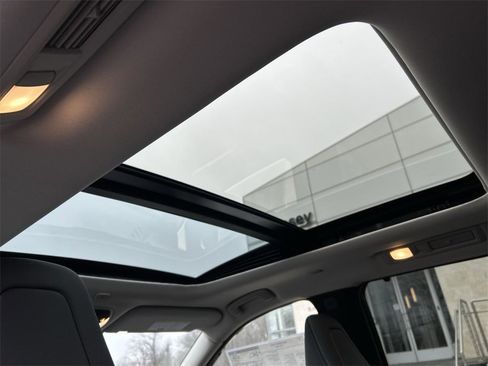 New 2026 INFINITI QX60 Luxe image 15