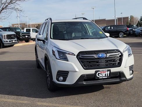 Used 2022 Subaru Forester Limited image 4
