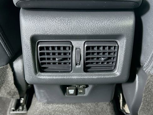 Certified 2025 Toyota Camry SE image 25