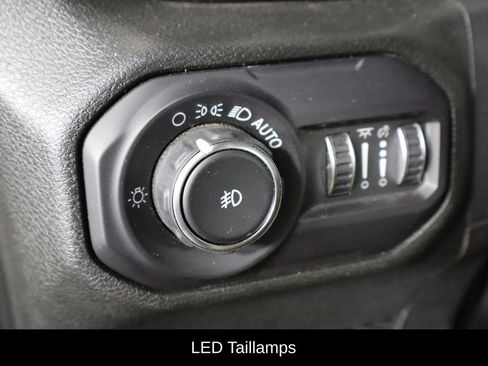 Used 2018 Jeep Wrangler Unlimited Rubicon AWD/4WD image 22