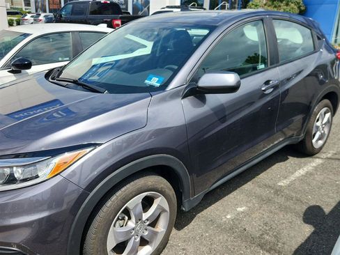 Used 2020 Honda HR-V LX image 1