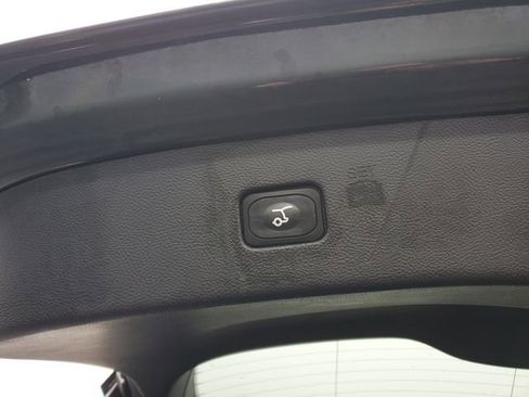 Used 2024 Ford Edge SEL w/ Convenience Package image 28