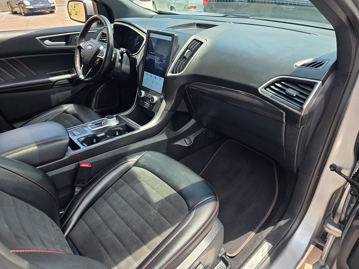 Used 2021 Ford Edge ST-Line w/ Class II Trailer Tow Package AWD/4WD image 15