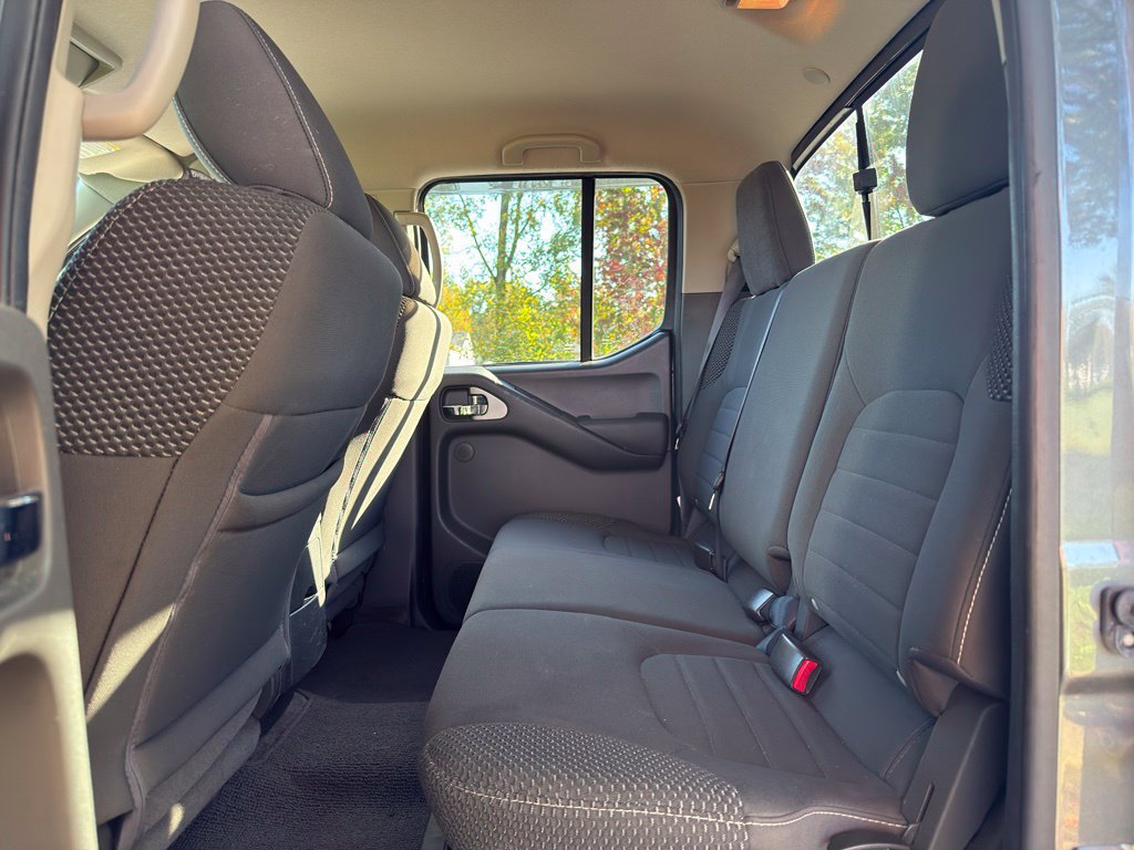 Used 2018 Nissan Frontier PRO-4X AWD/4WD image 24