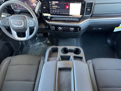 New 2026 GMC Sierra 1500 SLE w/ Preferred Package RWD image 13