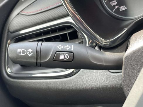Used 2024 Chevrolet Equinox RS FWD image 33