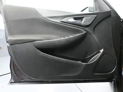 Used 2021 Chevrolet Malibu LT image 18