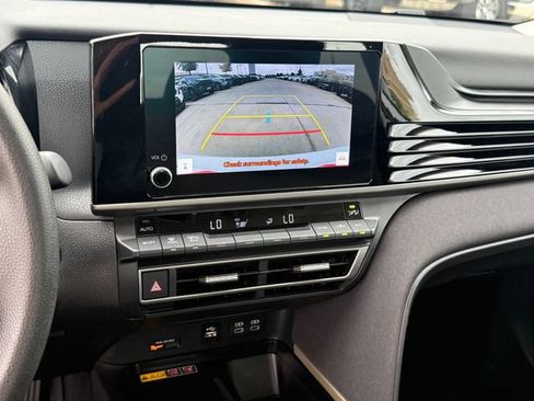 Used 2025 Toyota Camry LE FWD image 18