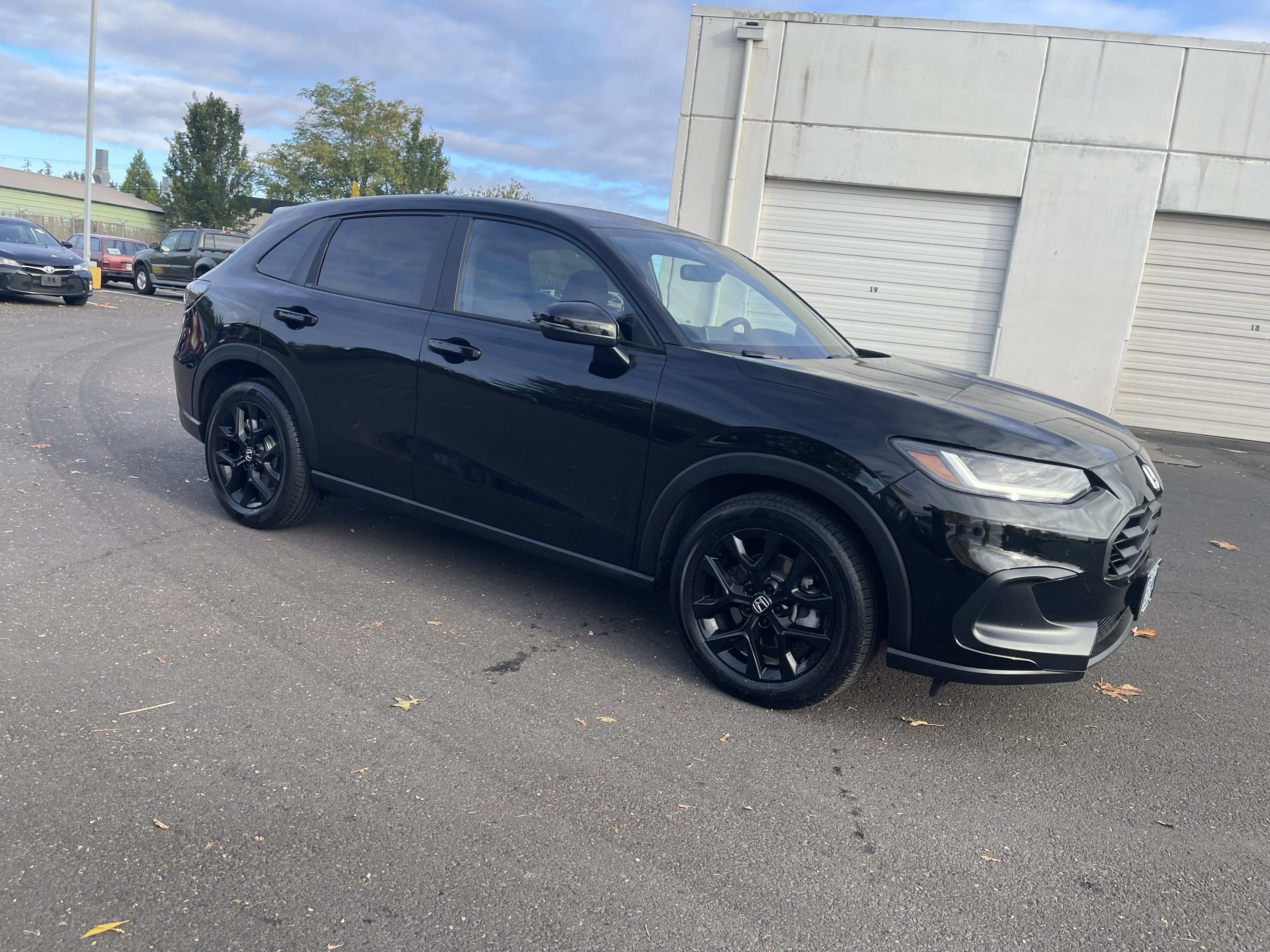 Used 2025 Honda HR-V Sport image 7