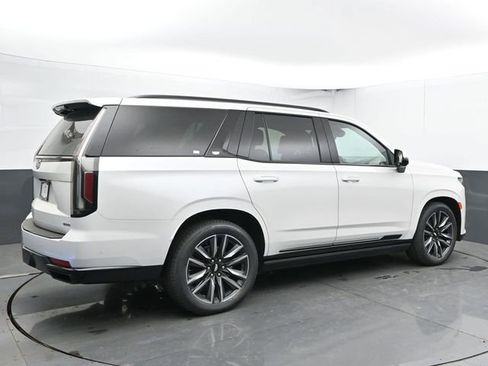 Used 2024 Cadillac Escalade Sport Platinum w/ LPO, Floor Liner Package AWD/4WD image 11