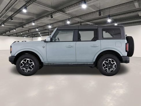 Used 2024 Ford Bronco Outer Banks AWD/4WD image 6