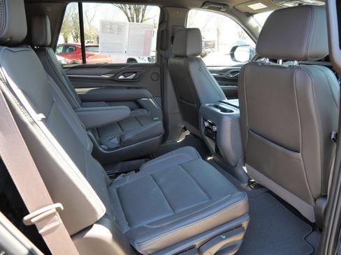 Used 2023 GMC Yukon Denali w/ Max Trailering Package AWD/4WD image 26
