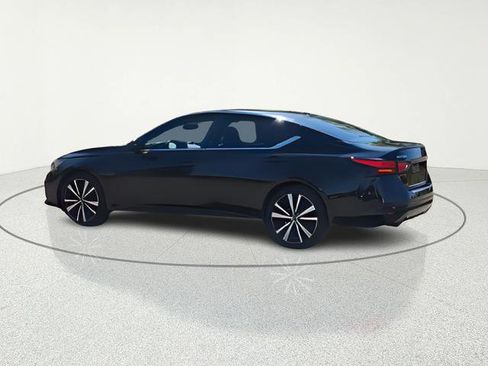 Used 2022 Nissan Altima 2.5 SR image 8