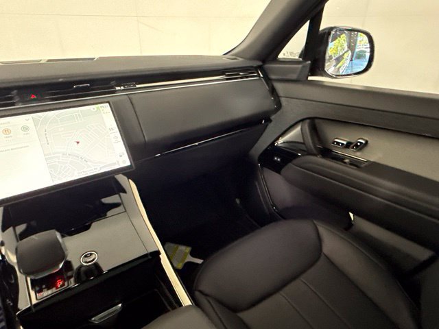New 2027 Land Rover Range Rover Sport SE AWD/4WD image 32