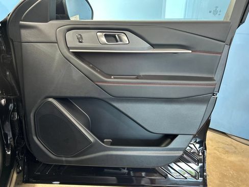 New 2026 Ford Explorer ST-Line w/ ST-Line Street Pack AWD/4WD image 55
