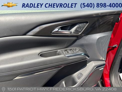 Used 2025 Chevrolet Traverse High Country w/ LPO, Floor Liner Package AWD/4WD image 5