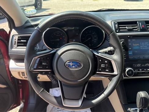 Used 2019 Subaru Outback 2.5i Limited AWD/4WD image 16