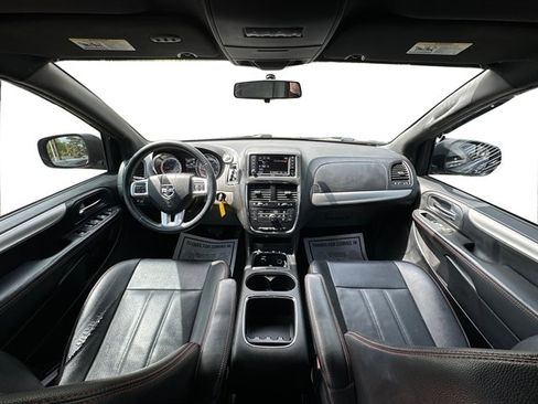 Used 2015 Dodge Grand Caravan R/T FWD image 21