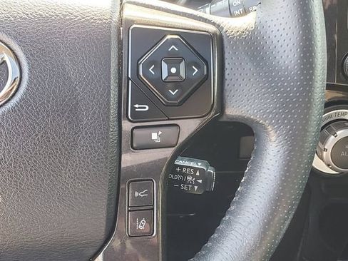 Used 2022 Toyota 4Runner TRD Pro AWD/4WD image 18