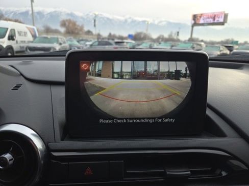 Used 2021 MAZDA MX-5 Miata Grand Touring image 14