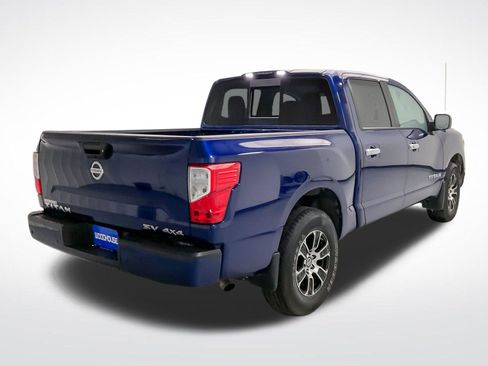 Used 2021 Nissan Titan SV w/ SV Convenience Package AWD/4WD image 5